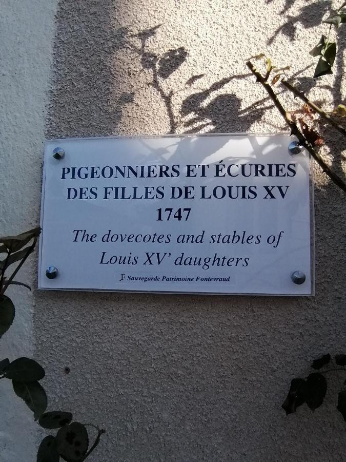 Les Ecuries Des Princesses Fontevraud L'Abbaye Buitenkant foto